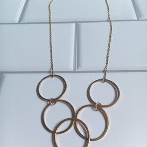 Vintage Avon Entwined Circles Gold Tone Necklace